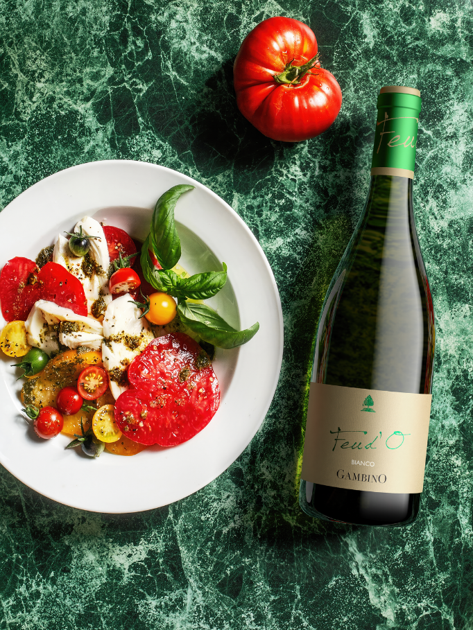 Perfect Pesto Caprese Salad Wine Pairing with Feu D'o Bianco